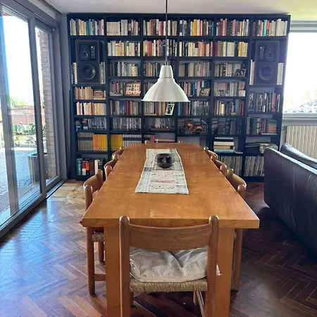 Casa Momi And Bed and breakfast